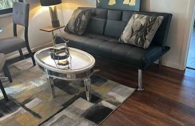 13743 Persimmon Boulevard