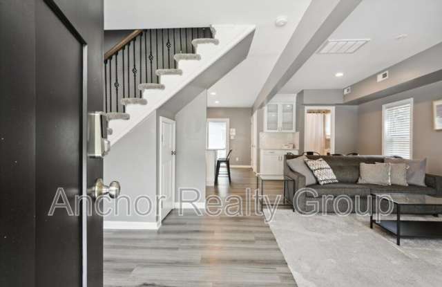 250 North 4th Street