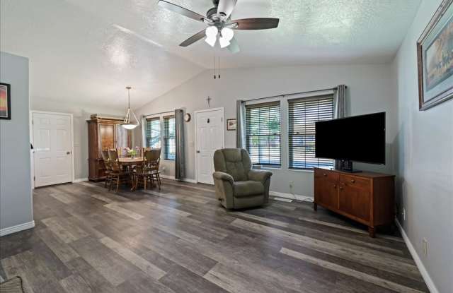 20 10th Avenue North