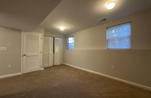 12 Abby Road unit: 75