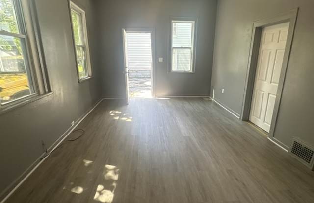 2179 West 83rd Street