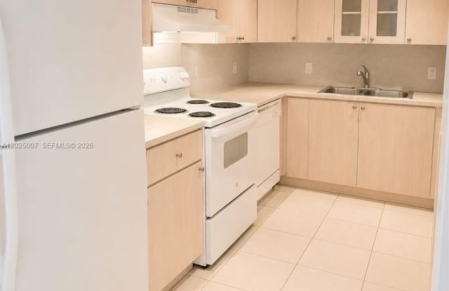 1975 Normandy Dr