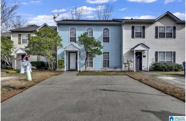 218 Willow Point Circle