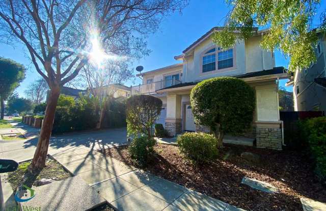 855 Jackson Street