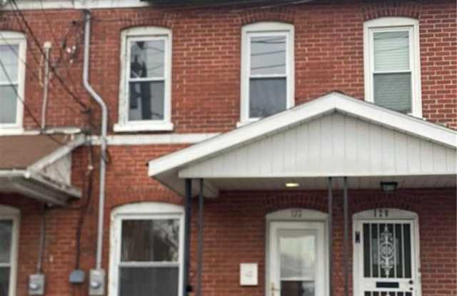 Photo of Charming three-bedroom row house available for rent in the desirable Nazareth