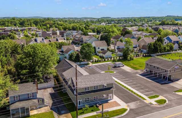 3535 URBANA Pike unit: 101