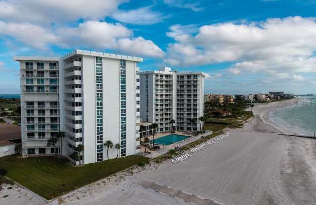 2295 GULF OF MEXICO Drive