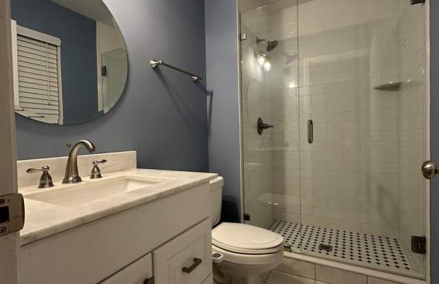 11112 Five Cedars Road