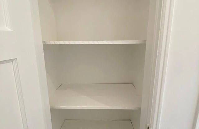 Photo of 1455 S Beverly Dr