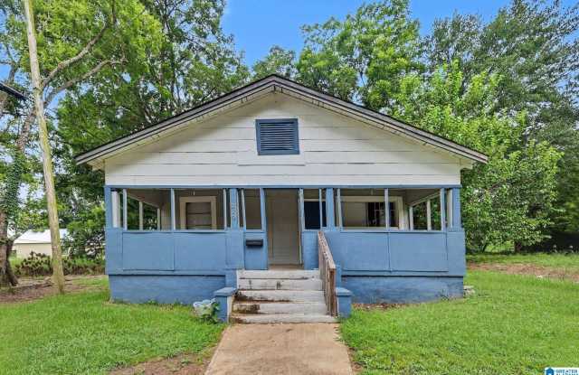 220 AVENUE Z