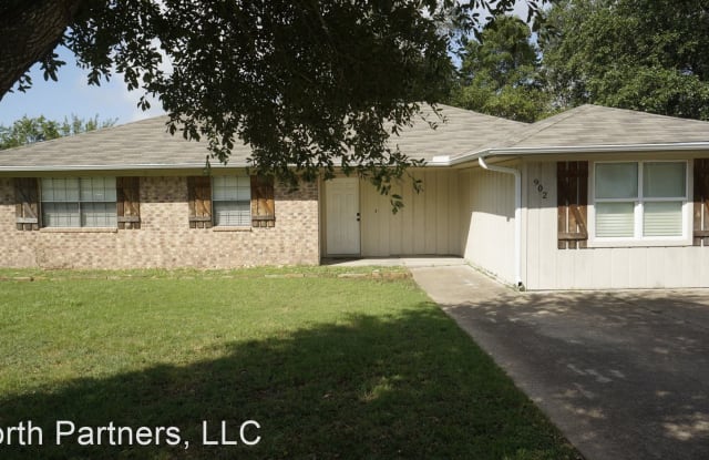 902 Welsh - 902 Welsh Avenue, College Station, TX 77840