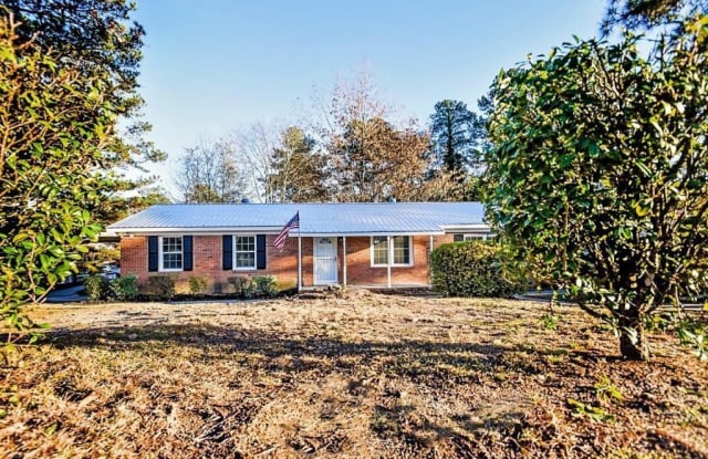 805 Mclamb Drive - 805 Mc Lamb Drive, Fayetteville, NC 28301