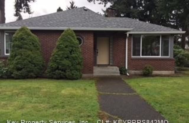 521 E 33rd St - 521 East 33rd Street, Vancouver, WA 98663