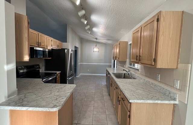 762 BAYFRONT TERRACE