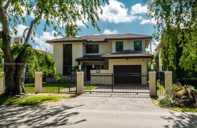 1206 Columbus Blvd - 1206 Columbus Boulevard, Coral Gables, FL 33134