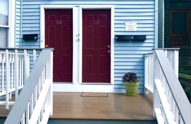 Great 4 Bed 2 Bath for September 1st - 1st Month FREE!!