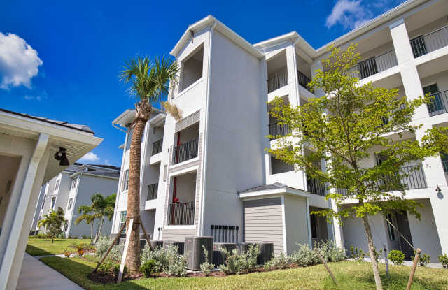 Photo of Golf Transfer New Construction 3-Bedroom 2-Bathroom First Floor Condo in the desirable Wellen Golf and Country Club – Minutes from Downtown Wellen Park and Braves Stadium!