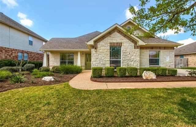 18720  Royal Pointe DR