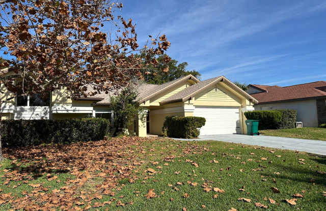 Photo of Executive Style 4BR/3BA/2 Car Garage Home for Rent in Greater Palm Harbor - 2,374 sq ft of Exquisite Living Space!