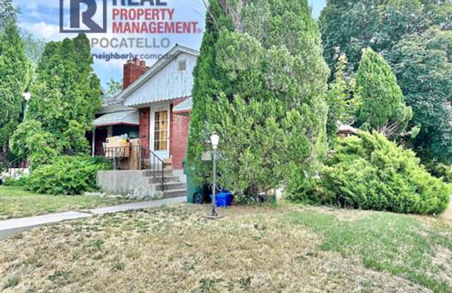 Photo of 651-655 W Lander