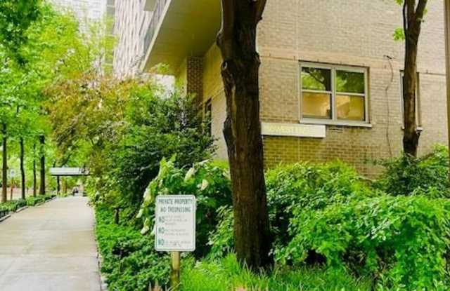 Photo of 150 West End Avenue