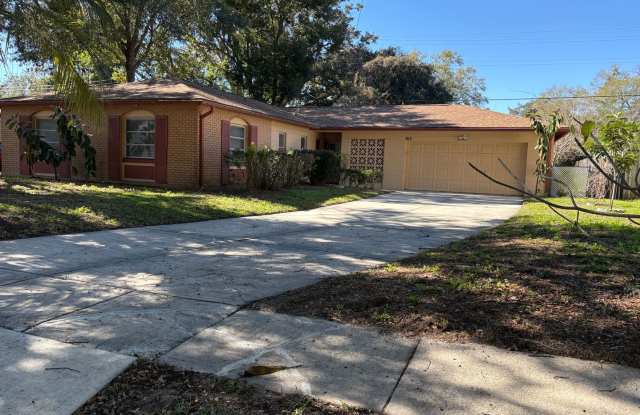 Spacious 3 bedroom home in quiet neighborhood