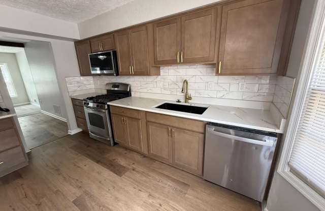 5512 E BONIWOOD Turn