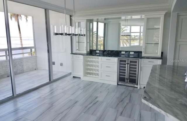 888 BLVD OF THE ARTS