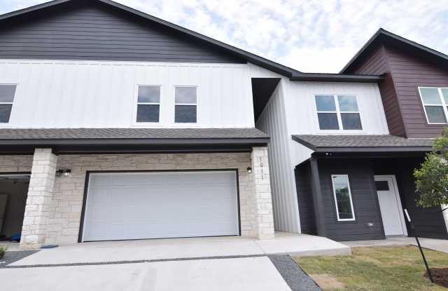 1911 Allie Way