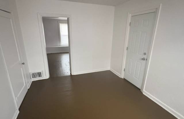 502 Harrison Street - Downstairs