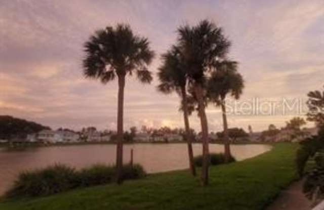 178 POMPANO DRIVE SE