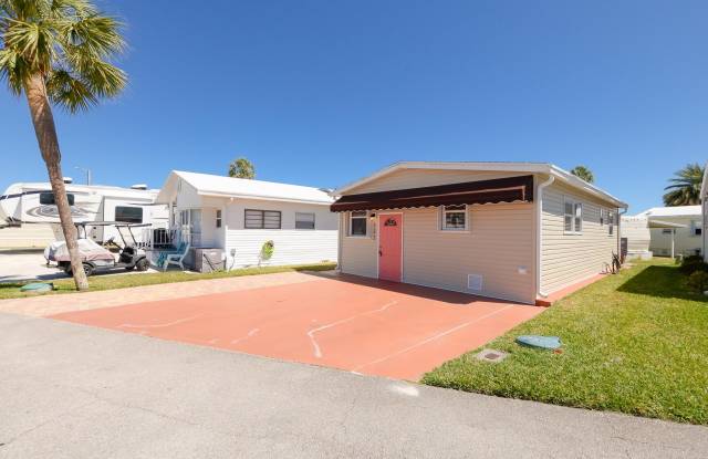 122 Nettles Boulevard