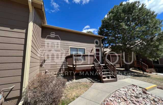 Spacious Rockrimmon Townhome