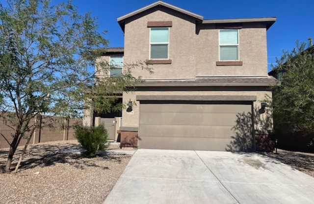 Photo of Large spacious 4 bedroom home located in cul de sac