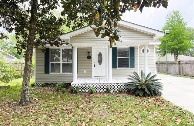 1523 ELEVENTH Street - 1523 11th Street, Slidell, LA 70458