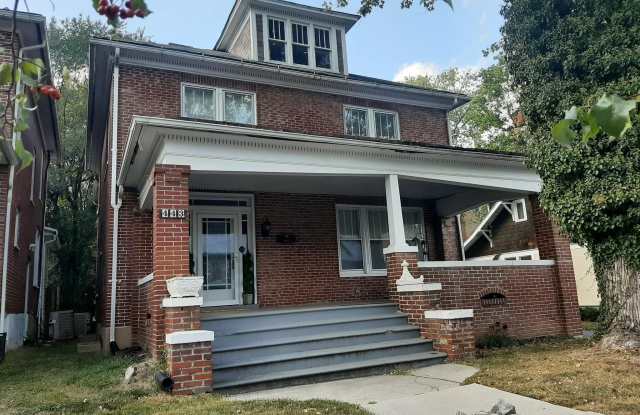 443 N LOUDOUN Street