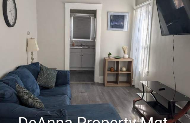 10413 - 10415 Bernard Ave