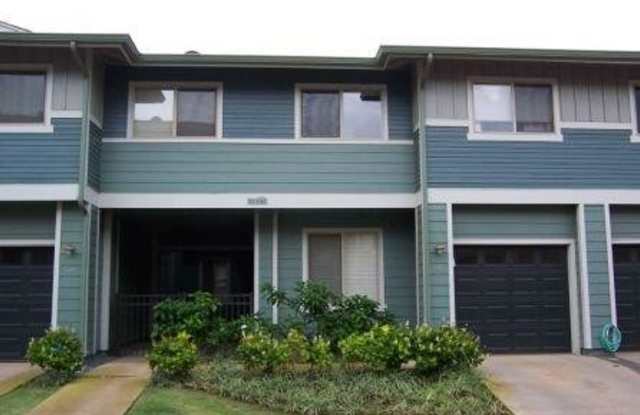 Kai Nani At Makakilo - 3 bedroom, 3 bath Townhouse with 1 car garage