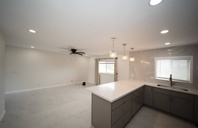 98-179 Kauhihau Place - Up 2 Bedroom