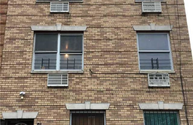 21 Kossuth Pl #2nd Fl - 21 Kossuth Place, Brooklyn, NY 11221