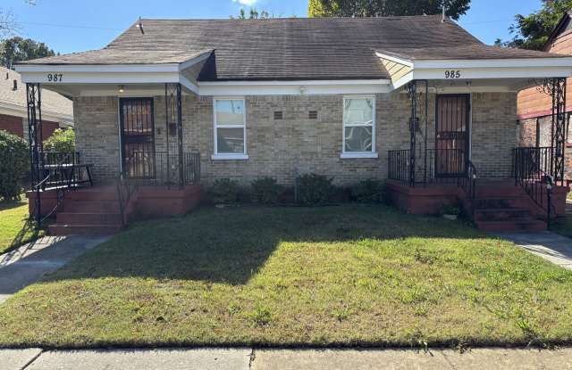 Photo of 985 Marble Ave