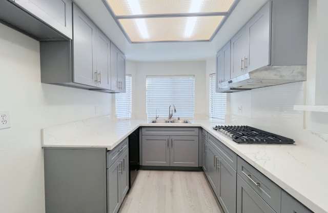 13526 Francisquito Avenue - D