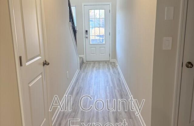 823 Misty Hollow Trail