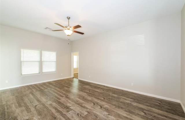 324 E Georgia Terrace