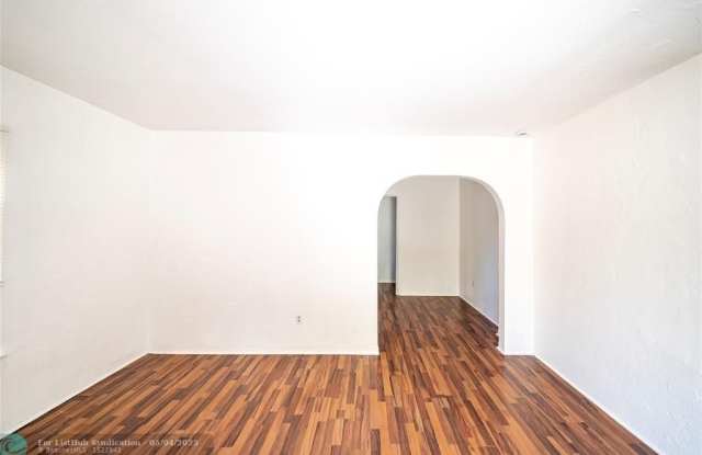 408 NE 2nd Ave
