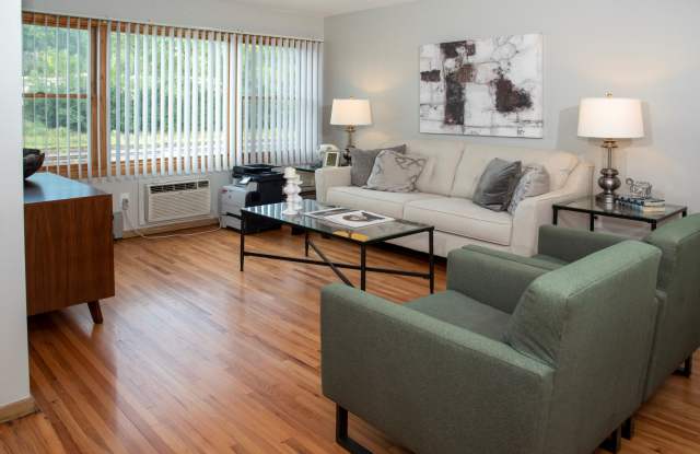 South Highland Apartments