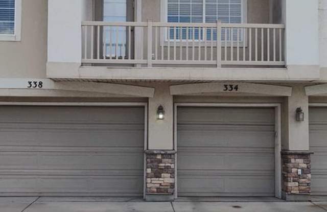 GORGEOUS Townhome!!!