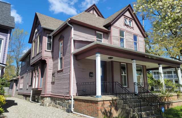 Photo of 679 Lake Drive Southeast