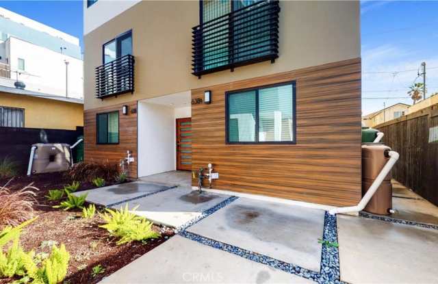 638 N Serrano Ave