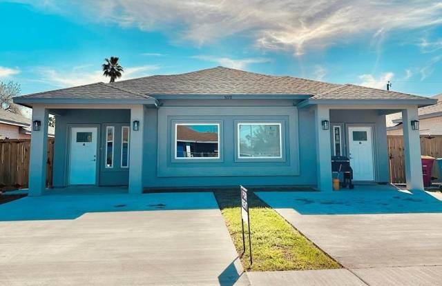 5078 MCKENZIE LN. unit: A